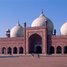 Mohutná mughalská mešita Bádšáhí v pákistánském Láhauru ukrývá vous proroka Mohameda